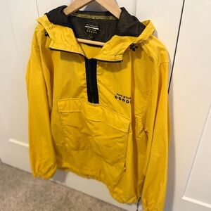 5 STAR ⭐️⭐️⭐️⭐️⭐️ 90s Vintage Yellow Windbreaker/Rain Shell Jacket